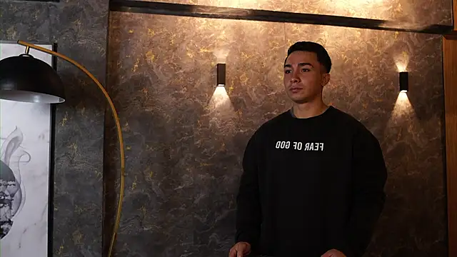 Snapshot of Ryan_Hunt chatting on 28, 11, 2025 Ryan Hunt online show from 28, 11, 2025