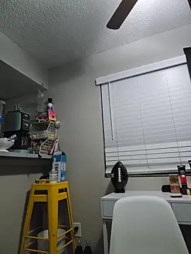 Snapshot of DevilDahm chatting on 4, 2, 2026 DevilDahm online show from 4, 2, 2026