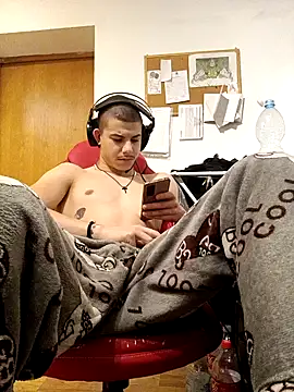 BigDickEnrg7195 online show from 1, 2, 2025