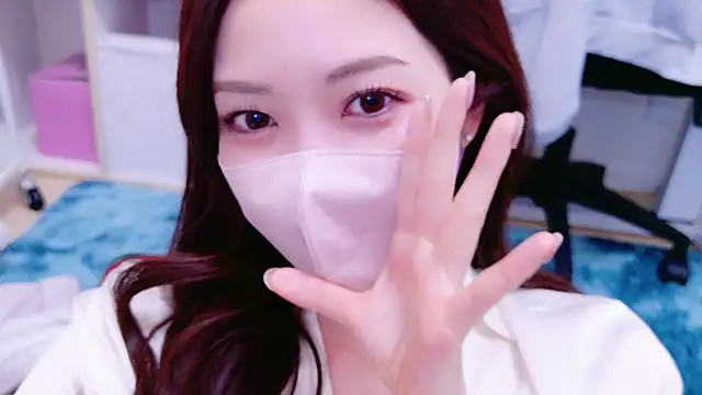 oxo yuna oxo online show from 28, 12, 2024