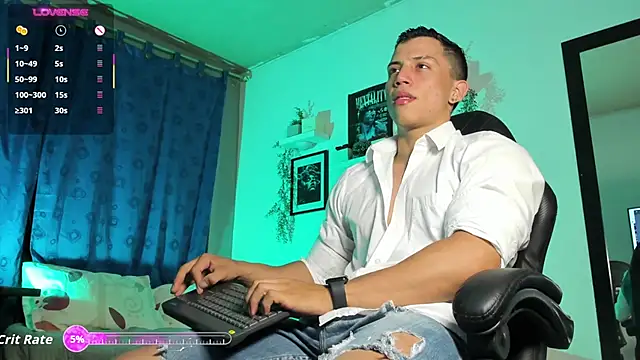 Snapshot of ThomsEvery_ chatting on 17, 10, 2025 ThomsEvery  online show from 17, 10, 2025