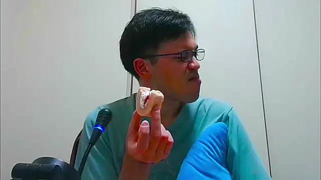 ryusei18570 online show from 12, 1, 2026