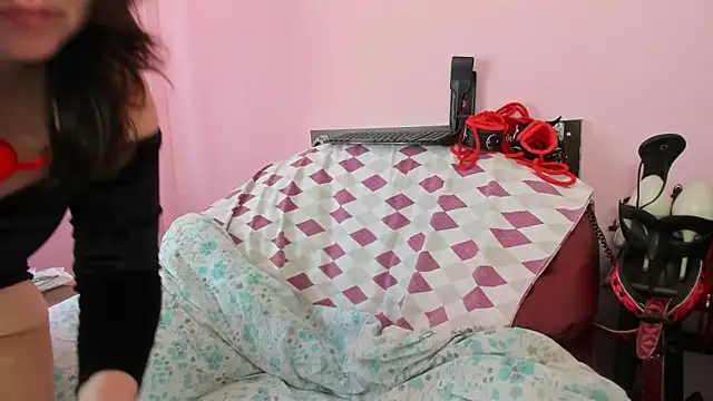 HotSweetAngel online show from 5, 3, 2025