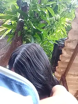 Snapshot of Julix_A chatting on 21, 12, 2024 Julix A online show from 21, 12, 2024