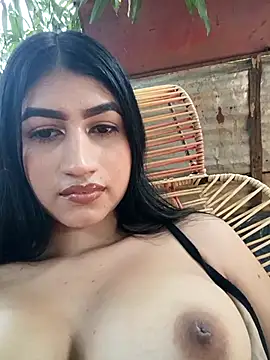 Snapshot of Julix_A chatting on 11, 9, 2025 Julix A online show from 11, 9, 2025