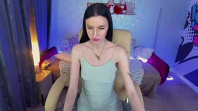 Snapshot of Snow_WhiteeeX chatting on 7, 1, 2025 Snow WhiteeeX online show from 7, 1, 2025