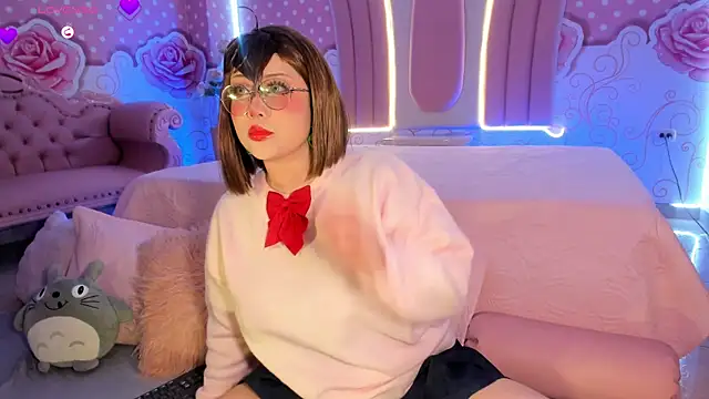 AHRI LEE online show from 6, 12, 2024