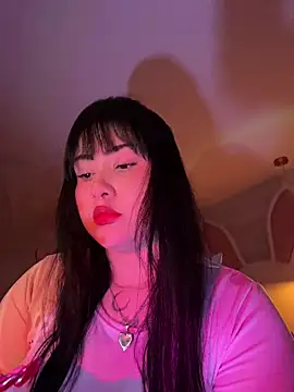 AHRI LEE online show from 8, 11, 2025