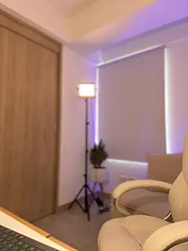 Snapshot of Lanataylor- chatting on 18, 1, 2026 Lanataylor- online show from 18, 1, 2026