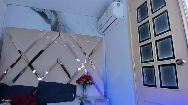 ninaht online show from 16, 11, 2025