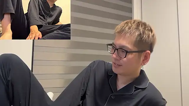 Snapshot of kensnb chatting on 6, 4, 2026 kensnb online show from 6, 4, 2026