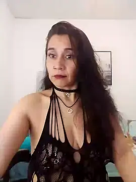 Snapshot of Hikaryfire chatting on 10, 2, 2025 Hikaryfire online show from 10, 2, 2025
