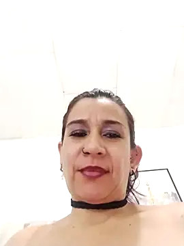 Snapshot of Hikaryfire chatting on 20, 2, 2025 Hikaryfire online show from 20, 2, 2025