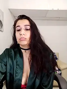 Snapshot of Hikaryfire chatting on 7, 3, 2025 Hikaryfire online show from 7, 3, 2025