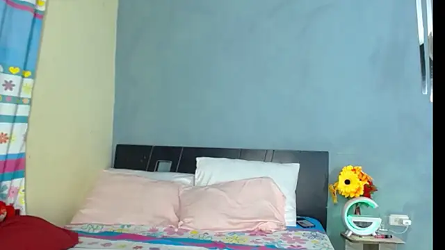 Snapshot of Madison__12 chatting on 8, 2, 2025 Madison  12 online show from 8, 2, 2025