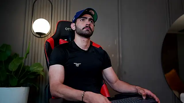 Austin bolt online show from 18, 12, 2024