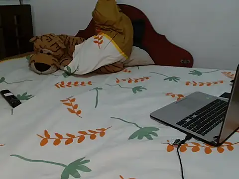 camm1205- online show from 8, 9, 2025