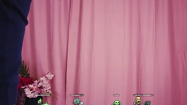 KimWilli online show from 5, 1, 2025