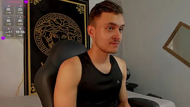 Desmon Clark online show from 4, 3, 2025