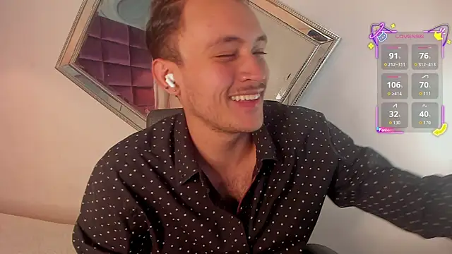 Desmon Clark online show from 10, 9, 2025