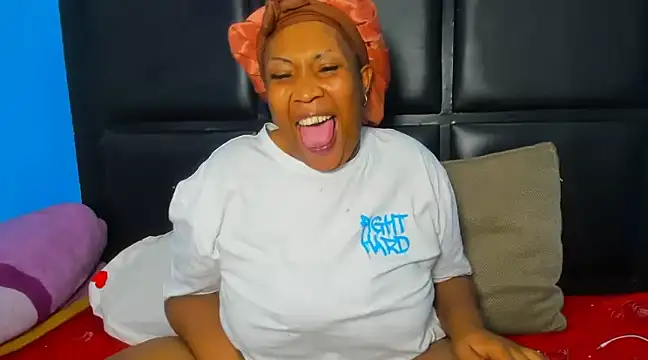 Sweetdelight86 online show from 9, 2, 2025