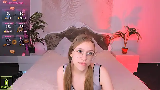 LayriantaVee online show from 23, 3, 2025