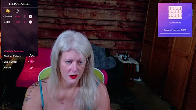 Snapshot of AliceHarlot chatting on 24, 10, 2025 AliceHarlot online show from 24, 10, 2025
