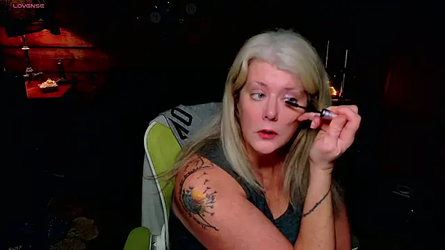 AliceHarlot online show from 23, 12, 2025