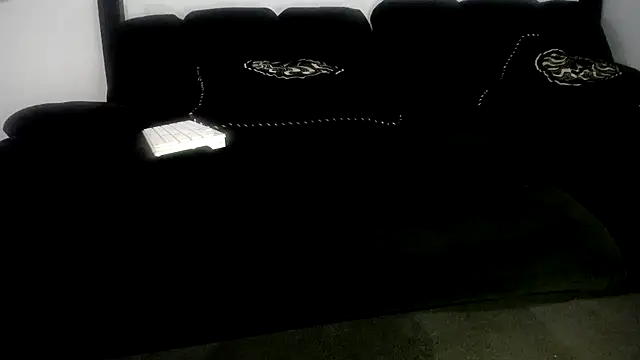 Snapshot of Niquitasparkles chatting on 24, 11, 2025 Niquitasparkles online show from 24, 11, 2025