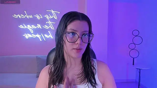 Snapshot of AmberFarrell chatting on 20, 6, 2026 AmberFarrell online show from 20, 6, 2026