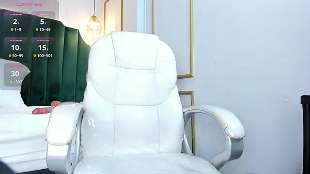 HannaPaola online show from 13, 3, 2025