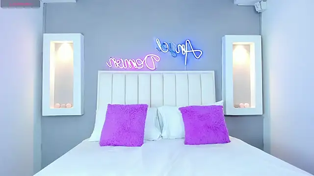 HannaPaola online show from 19, 3, 2025