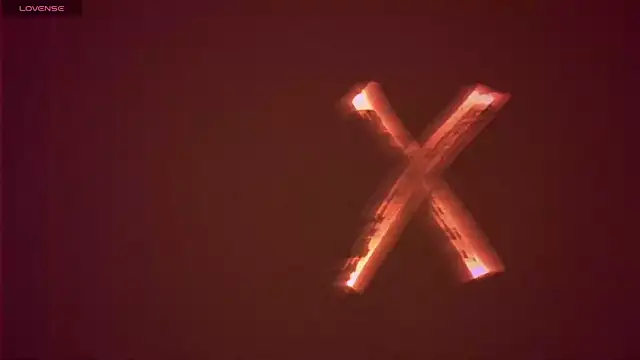 Snapshot of valentina_lux chatting on 2, 10, 2025 valentina lux online show from 2, 10, 2025