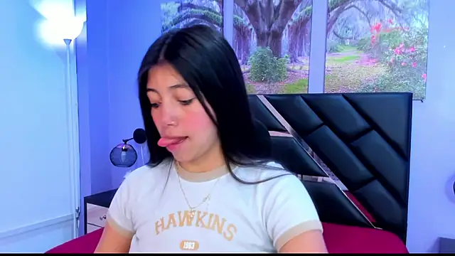 KimberlyVillaLobos online show from 18, 9, 2025