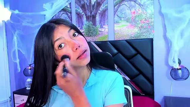 KimberlyVillaLobos online show from 23, 10, 2025