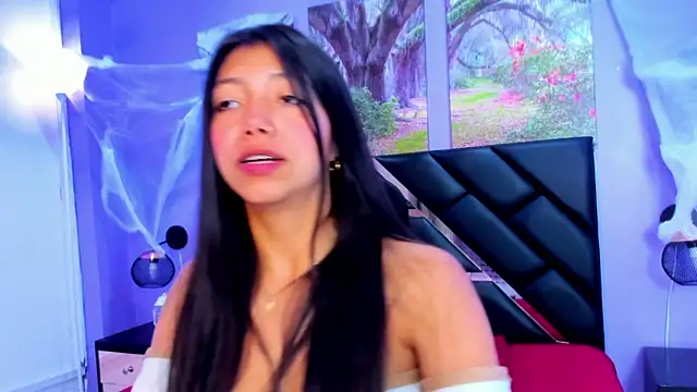 KimberlyVillaLobos online show from 25, 10, 2025