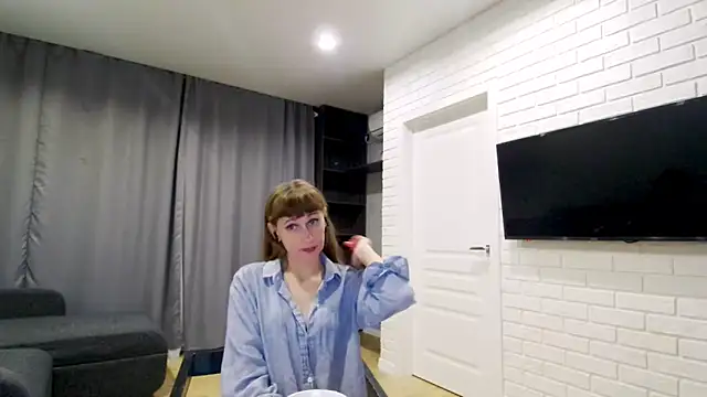 Daniella Lorente online show from 6, 11, 2025