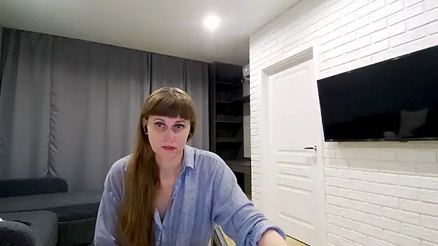 Snapshot of Daniella_Lorente chatting on 1, 5, 2026 Daniella Lorente online show from 1, 5, 2026