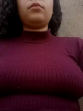 Snapshot of Jujuuu0f chatting on 4, 10, 2025 Jujuuu0f online show from 4, 10, 2025