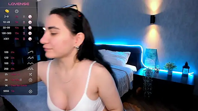 Snapshot of hannacheekss_ chatting on 17, 1, 2025 hannacheekss online show from 17, 1, 2025