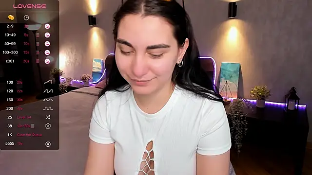 Snapshot of hannacheekss_ chatting on 4, 2, 2025 hannacheekss online show from 4, 2, 2025