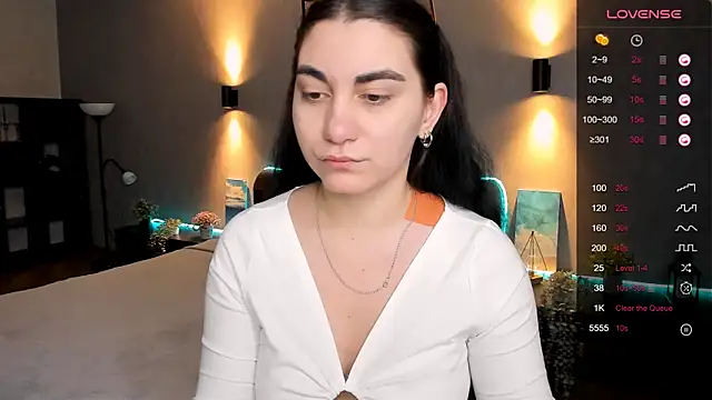 Snapshot of hannacheekss_ chatting on 10, 2, 2025 hannacheekss online show from 10, 2, 2025