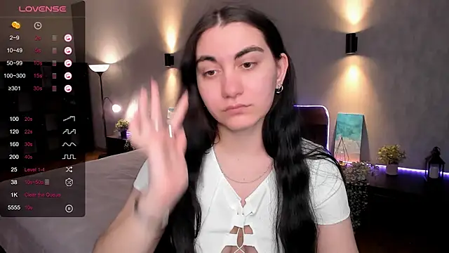 Snapshot of hannacheekss_ chatting on 7, 3, 2025 hannacheekss online show from 7, 3, 2025