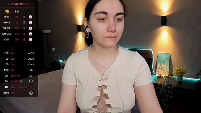 Snapshot of hannacheekss_ chatting on 14, 3, 2025 hannacheekss online show from 14, 3, 2025