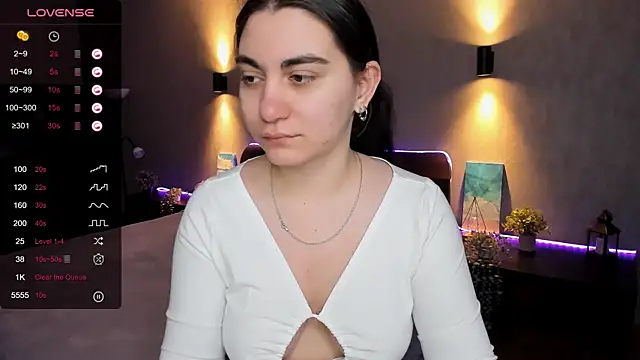 Snapshot of hannacheekss_ chatting on 17, 3, 2025 hannacheekss online show from 17, 3, 2025