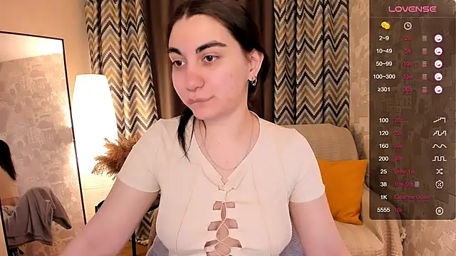 Snapshot of hannacheekss_ chatting on 18, 3, 2025 hannacheekss online show from 18, 3, 2025