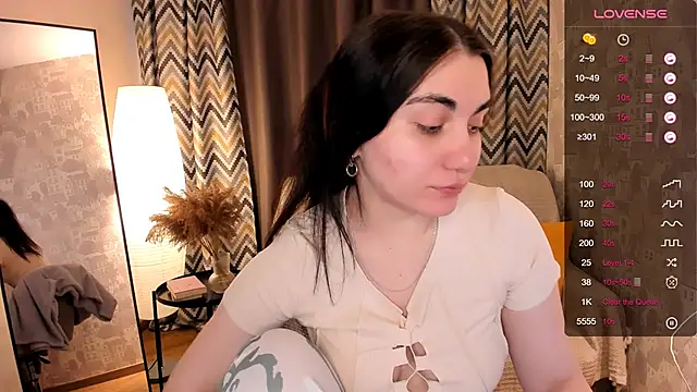 Snapshot of hannacheekss_ chatting on 18, 3, 2025 hannacheekss online show from 18, 3, 2025