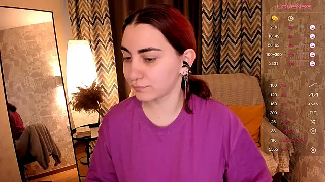 Snapshot of hannacheekss_ chatting on 9, 9, 2025 hannacheekss online show from 9, 9, 2025