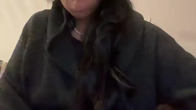 Snapshot of MashaCL chatting on 21, 11, 2025 MashaCL online show from 21, 11, 2025