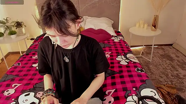 Emily Strikeee online show from 25, 3, 2026